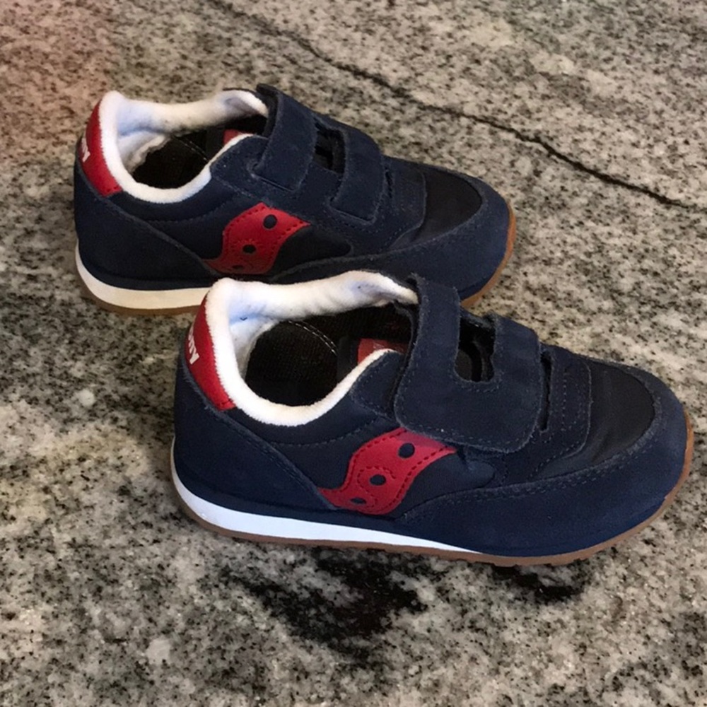 Toddler boys Saucony Jazz size 8 worn once